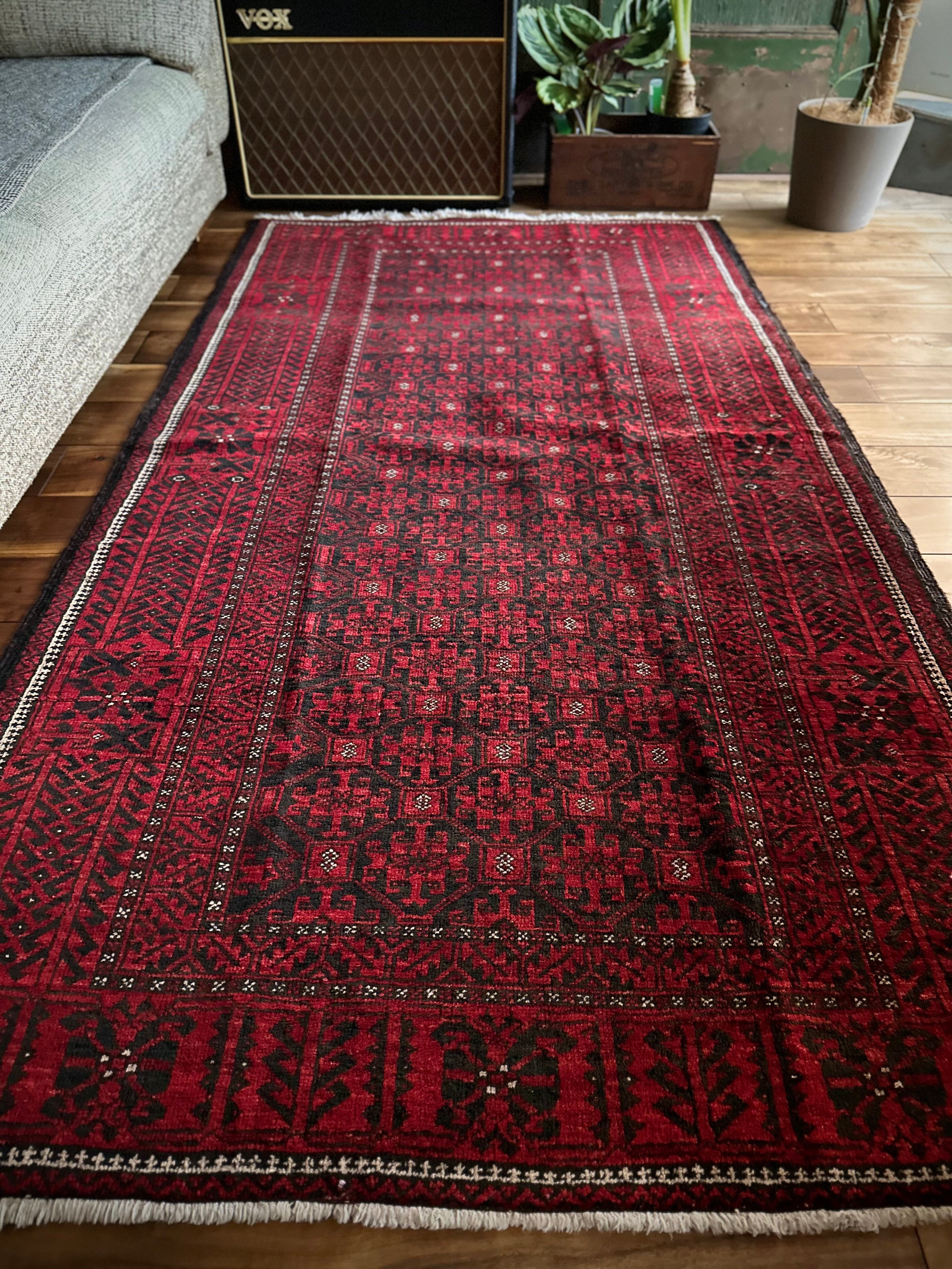 トライバルラグ ヴィンテージラグ ペルシャ絨毯 バルーチ | Nomads