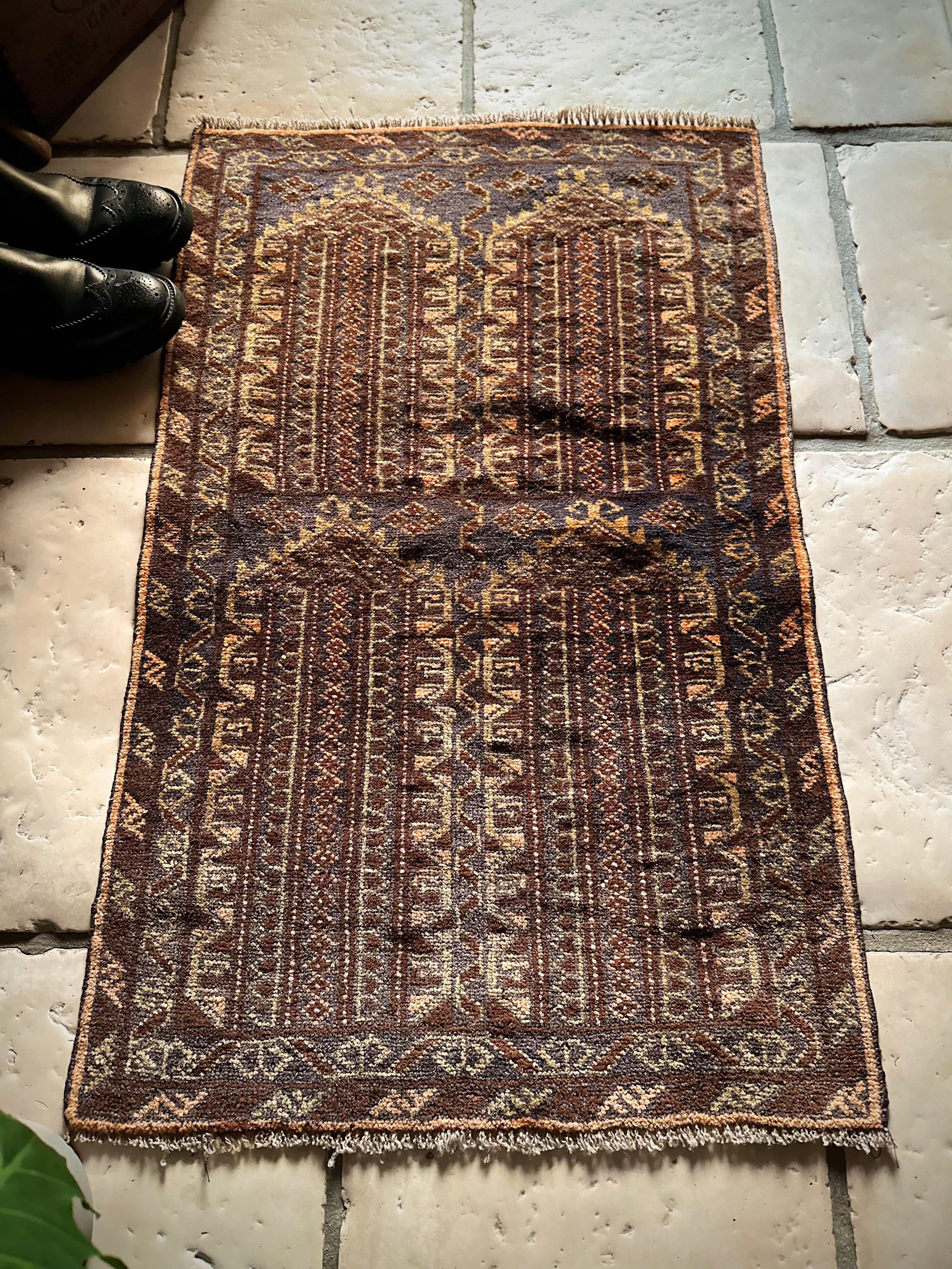 ヴィンテージラグ トライバルラグ ラホール産（125×45cm）橙 黃 茶