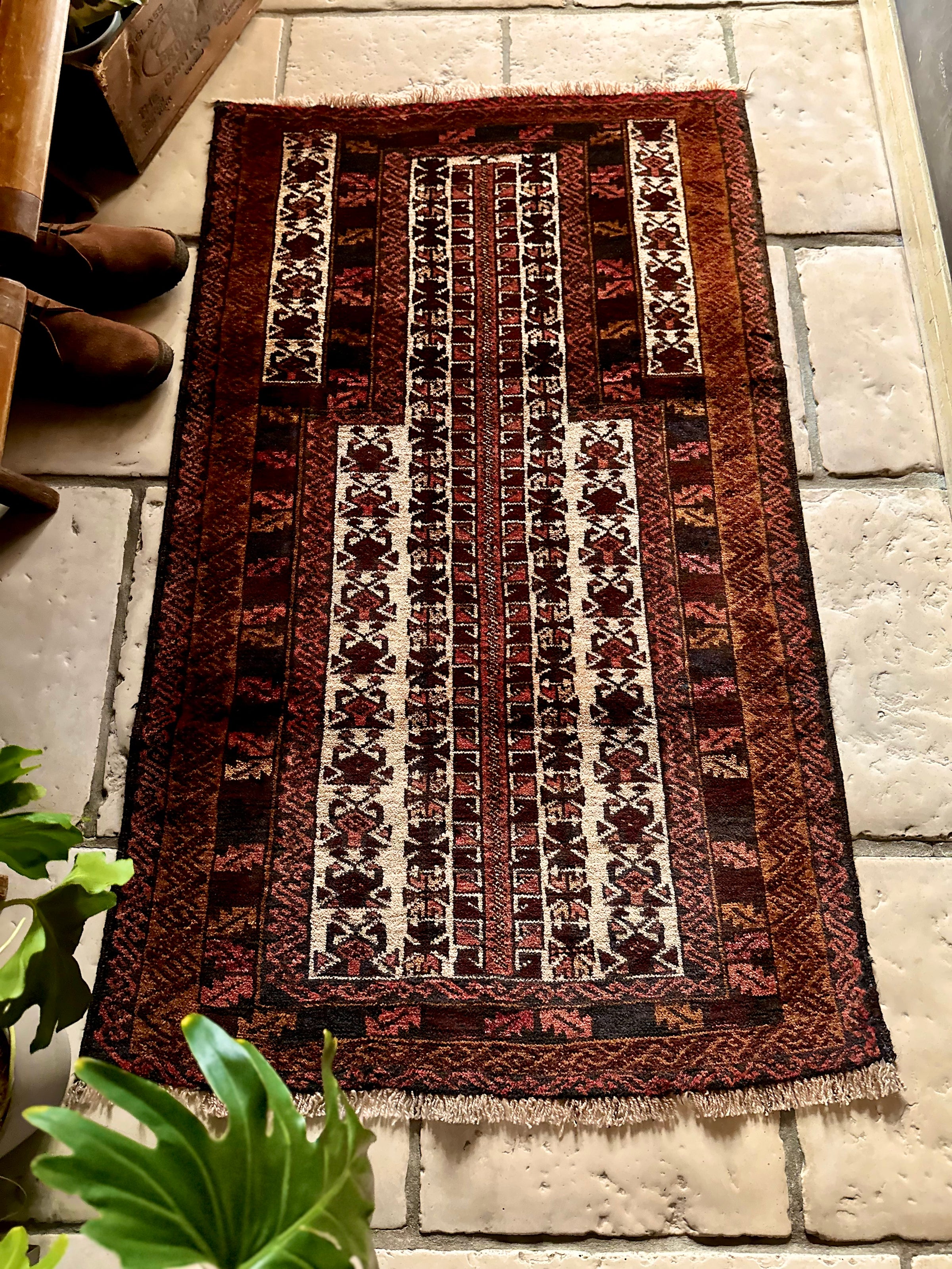 A-325 vintage Baluch rug – grace