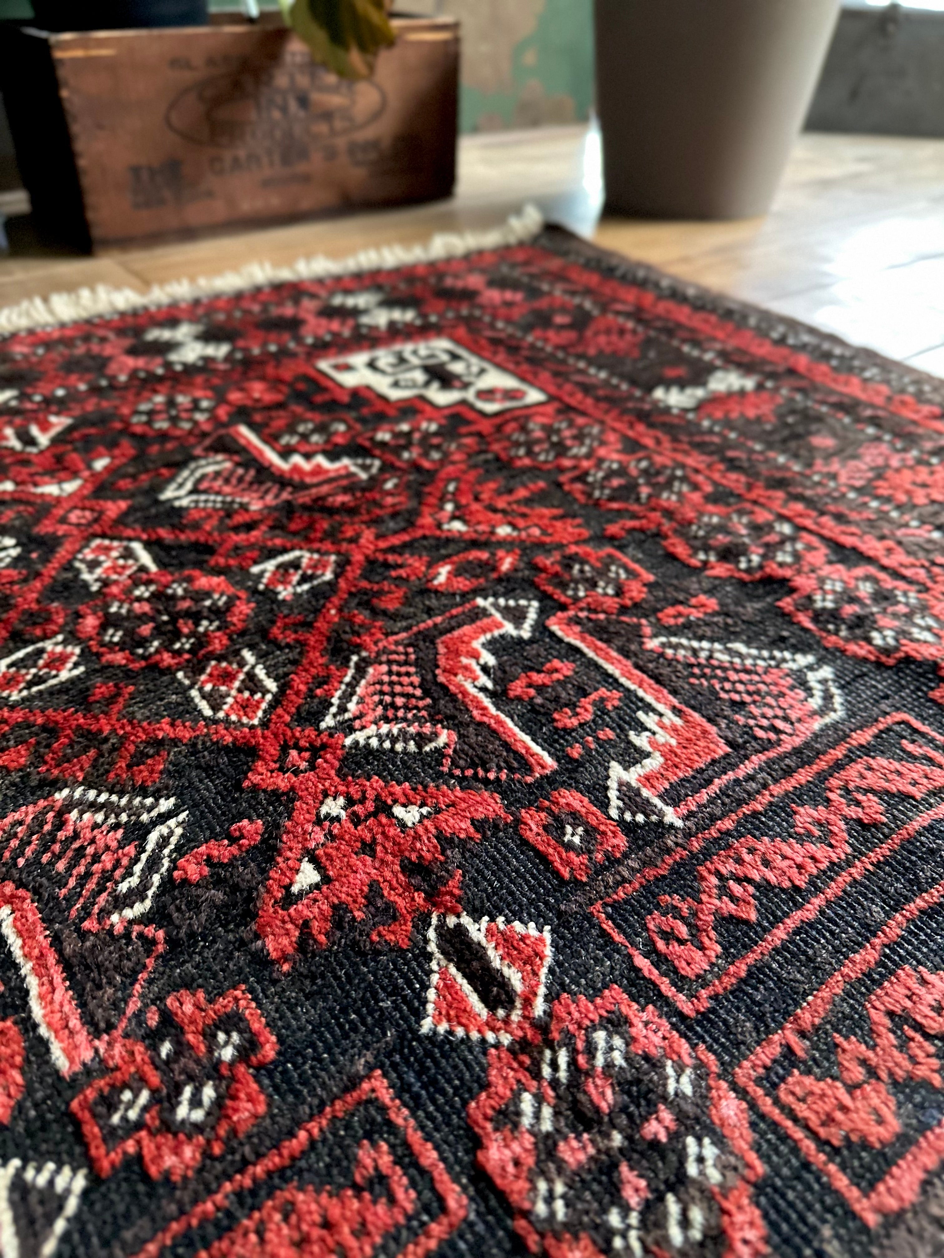 No.493-Antique Sistan Baluch rug | Nomads Style Lab.