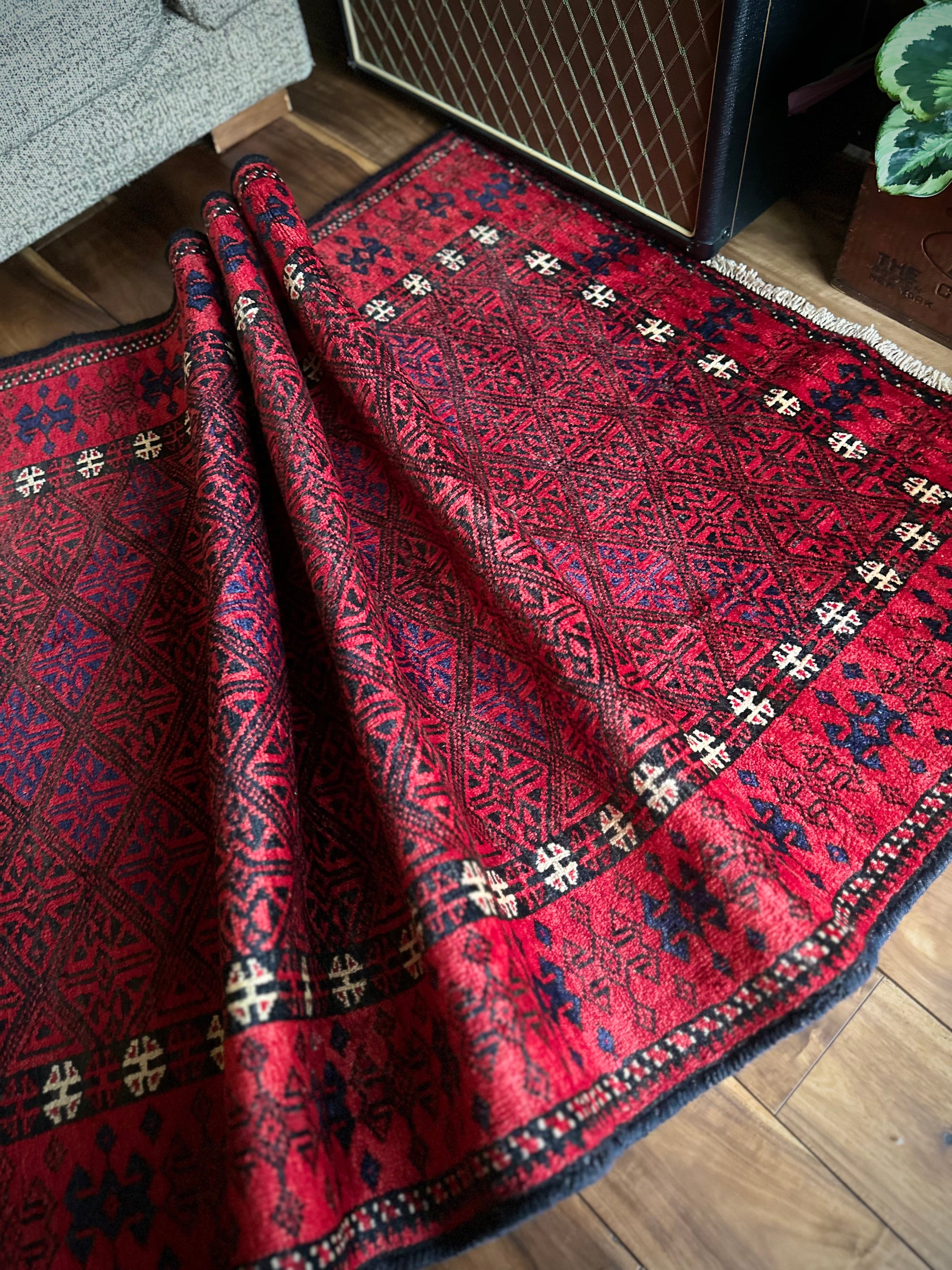 【ヴィンテージ】 経年変化の美しい バルーチ ラグ 絨毯 カーペット トライバル 1970's Vintage】 バルーチ族 ペルシャ絨毯 トライバルラグ 【公式通販】