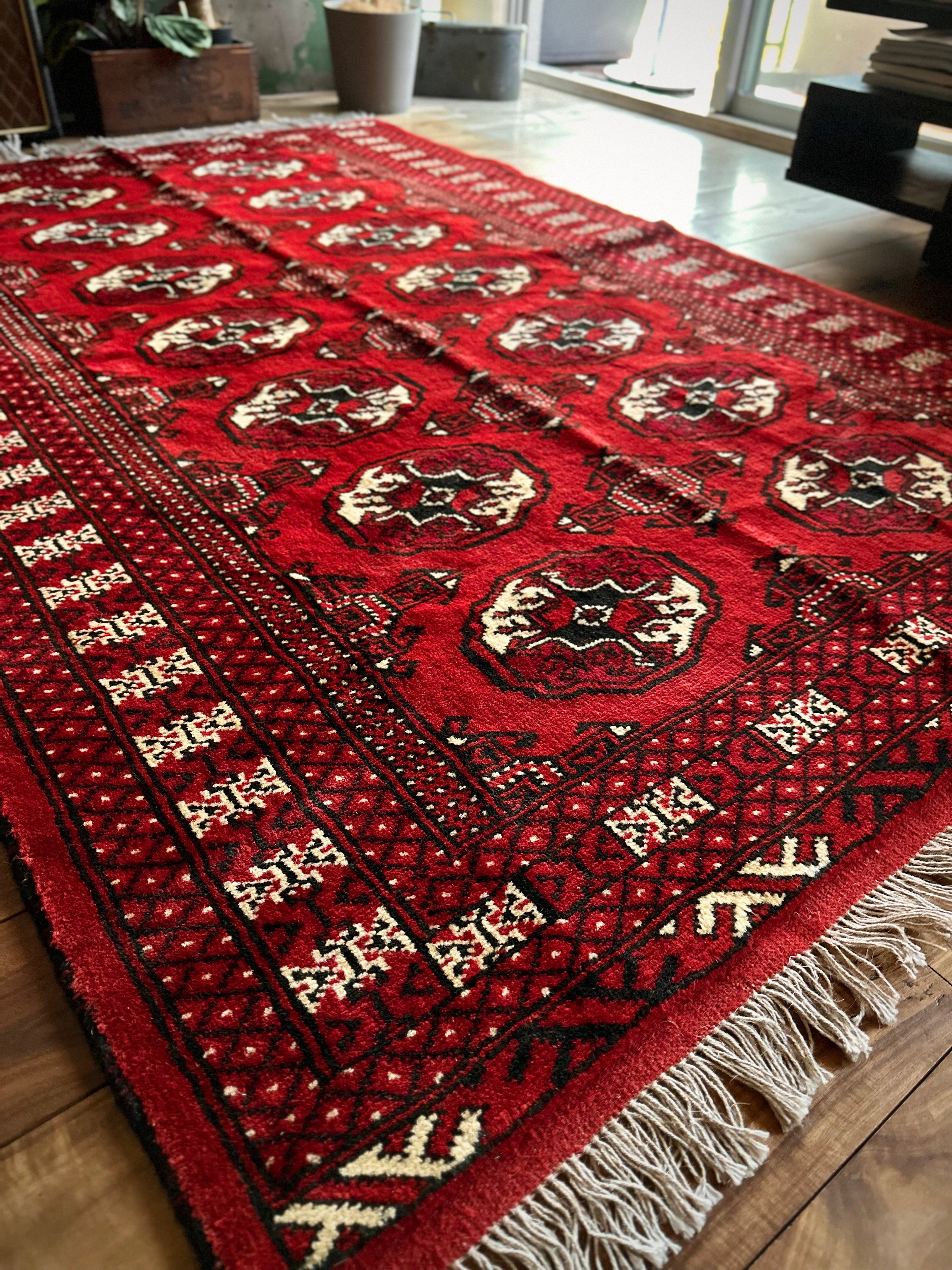 ペルシャバルーチ 手作りヴィンテージ ラグ / キリム 85cm x 95cm