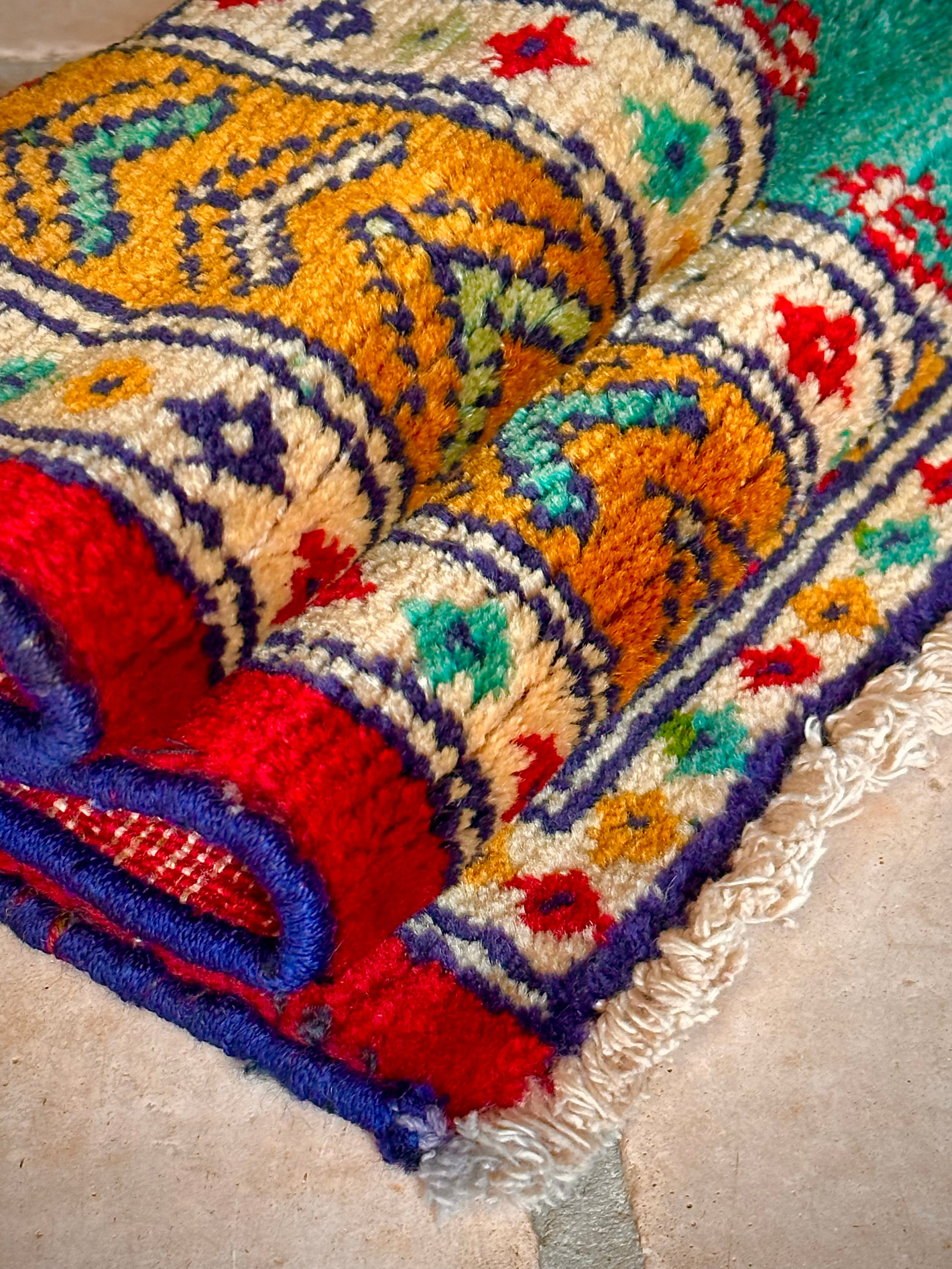192 x 112cm 80s TRIBAL RUG by Trukmen トライバルラグ