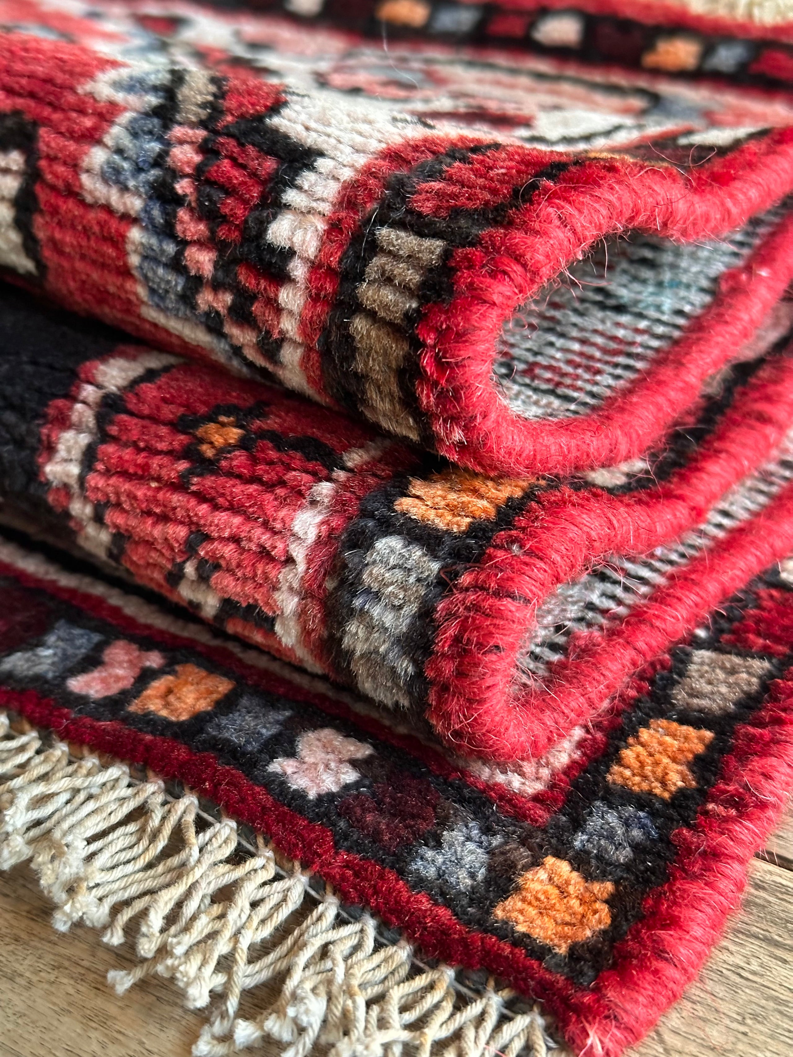 アンティークラグヴィンテージラグハマダントライバルラグボタニカル